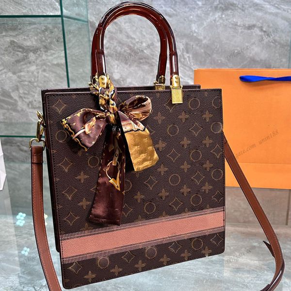 womens totes bags printing handbag luxurys designers shouder crossbody bag lambswool genuine leather travel handbags laser pure steel titani
womens totes bags printing handbag luxurys designers shouder crossbody bag lambswool genuine leather travel handbags laser pure steel titani