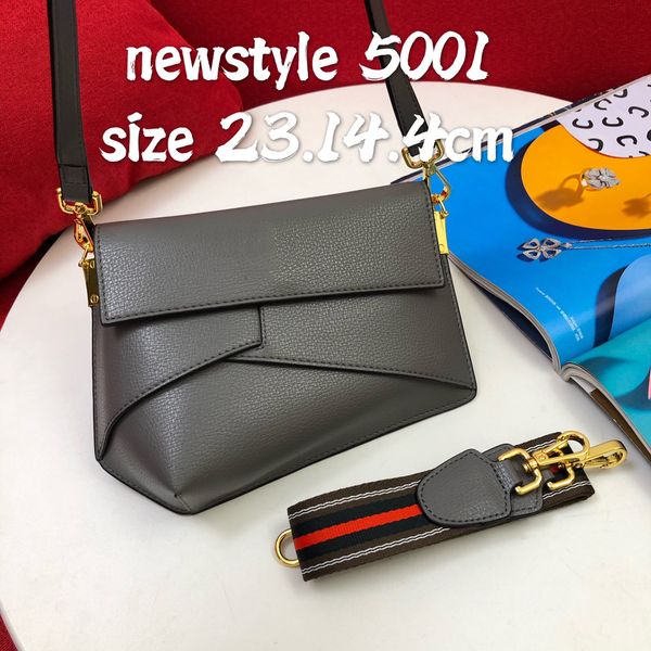 shoulder designer baga saffiano leather calfskin handbag ladies messenger bag alloy lettering double shoulder strap fashion luxury new 2022
shoulder designer baga saffiano leather calfskin handbag ladies messenger bag alloy lettering double shoulder strap fashion luxury new 2022