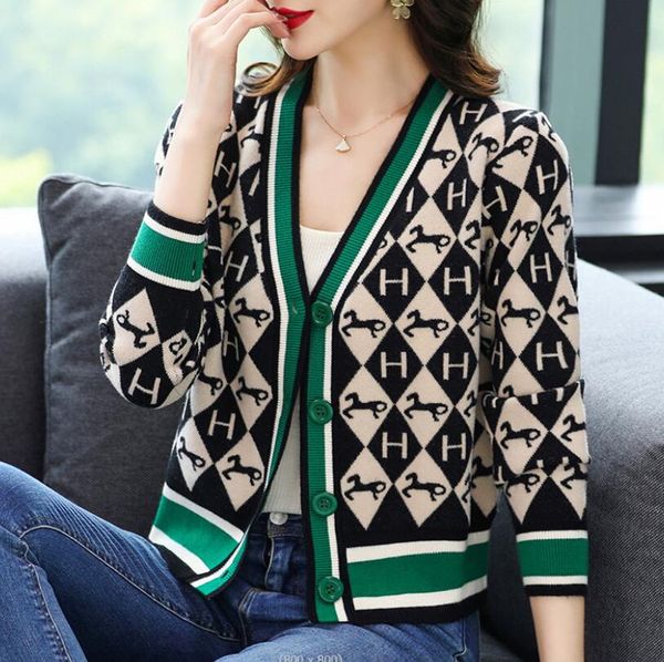 women's sweaters autumn winter new loose fashion knitted coats long sleeve v-neck vintage button jacquard cardigans casual women sweate, White;black
women's sweaters autumn winter new loose fashion knitted coats long sleeve v-neck vintage button jacquard cardigans casual women sweate, White;black