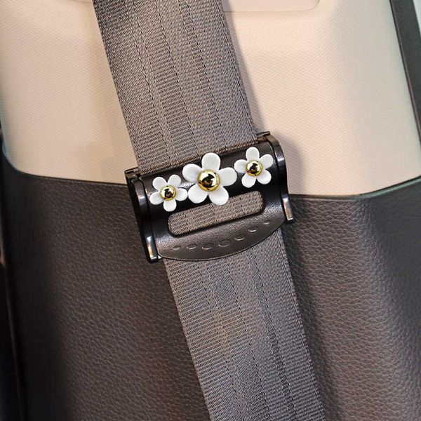 safety belts accessories 1pcs cute daisies flower adjustable car safety belt clip vehicle universal seat belts holder ser buckle car assesso
safety belts accessories 1pcs cute daisies flower adjustable car safety belt clip vehicle universal seat belts holder ser buckle car assesso