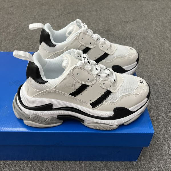2023 triple s men women designer casual shoes platform sneakers double foam and mesh white black blue pink trainers jogging walking
2023 triple s men women designer casual shoes platform sneakers double foam and mesh white black blue pink trainers jogging walking