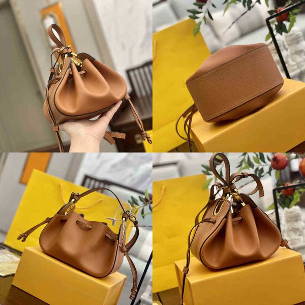 evening bags shoulder wrinkled cloud cute adjustable drawstring mouth handbag leather luxury designer crossbody female purses
evening bags shoulder wrinkled cloud cute adjustable drawstring mouth handbag leather luxury designer crossbody female purses