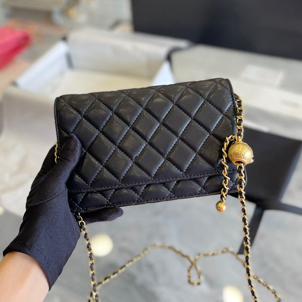 ladies designer quilted lambskin shoulder bags wallet with chain gold metal hardware matelasse card holder purse multi pochette outdoor saco
ladies designer quilted lambskin shoulder bags wallet with chain gold metal hardware matelasse card holder purse multi pochette outdoor saco