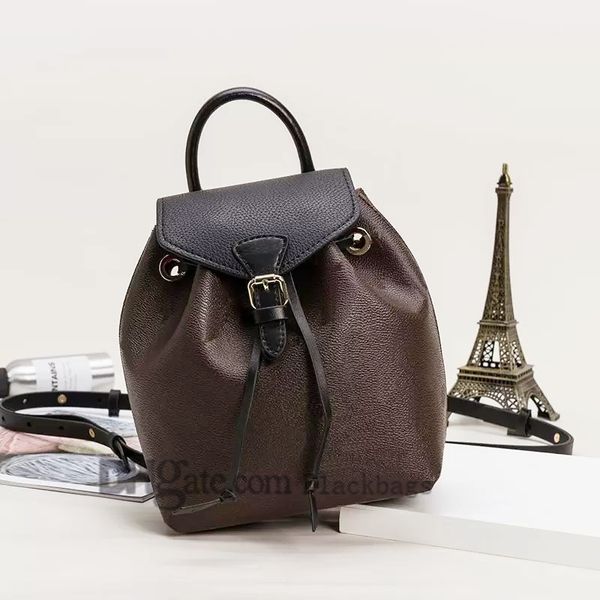 handbag metal parts adjustable shoulder strap and detachable shoulder strap can be cross-body leather drawstring magnetic buckle handbag
handbag metal parts adjustable shoulder strap and detachable shoulder strap can be cross-body leather drawstring magnetic buckle handbag