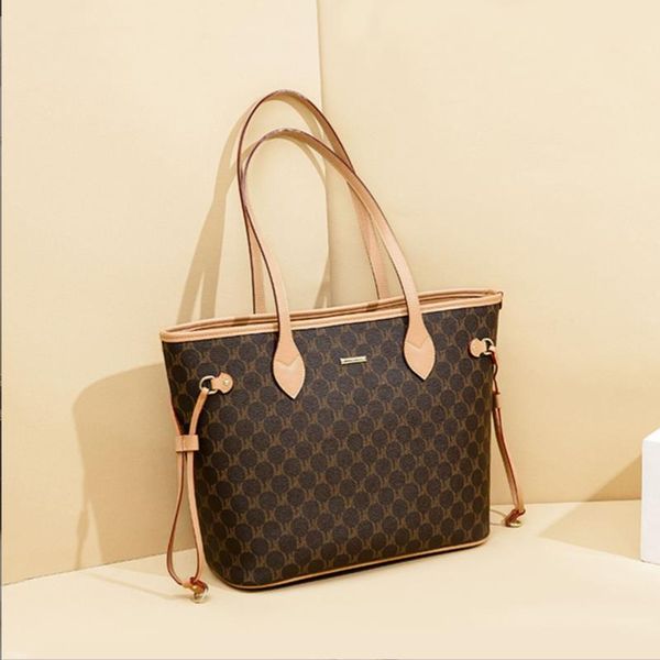 european and american retro bag women's large capacity tote bag autumn and winter commuter shoulder, Black
european and american retro bag women's large capacity tote bag autumn and winter commuter shoulder, Black