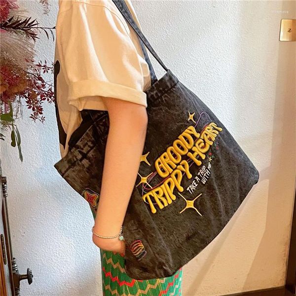 bag shoulder women retro denim handbags vintage jeans embroidery shopping tote girl orange pendant student large capacity sac
bag shoulder women retro denim handbags vintage jeans embroidery shopping tote girl orange pendant student large capacity sac