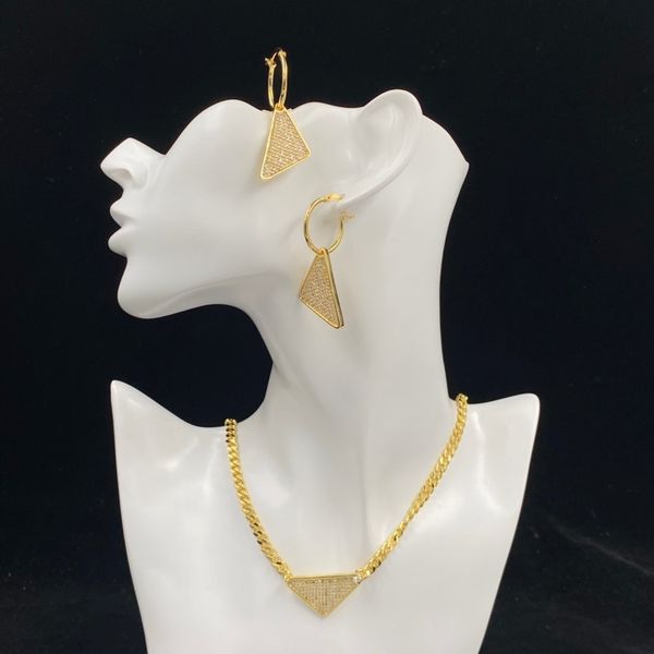 2023 european alphabet necklace simple diamond collar bone chain earrings set for women, Silver
2023 european alphabet necklace simple diamond collar bone chain earrings set for women, Silver