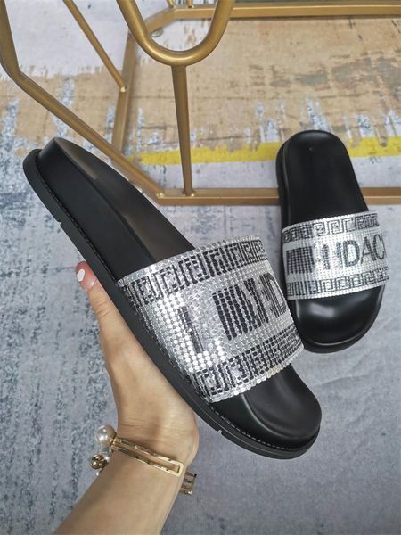 fendace designer luxury exclusive slide multicolor sandal shoes sandals flip flops with box s1y5 ey11, Black
fendace designer luxury exclusive slide multicolor sandal shoes sandals flip flops with box s1y5 ey11, Black