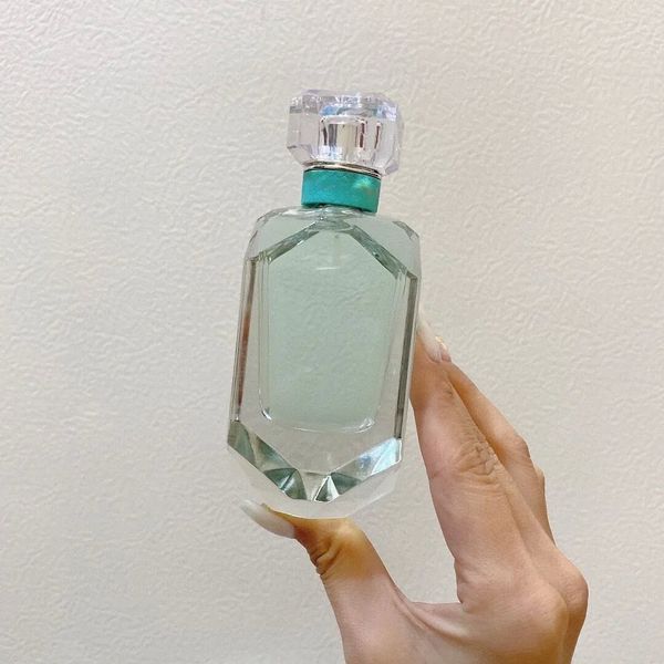 2023 woman perfume edp 75ml lady fragrance in love edition romantic diamond spray sweet for hom her 90ml citrus floral notes
2023 woman perfume edp 75ml lady fragrance in love edition romantic diamond spray sweet for hom her 90ml citrus floral notes