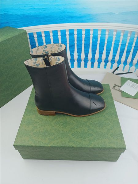 designer luxury womens vintage moto engineer mid calf leather boots black booties shoes with original box
designer luxury womens vintage moto engineer mid calf leather boots black booties shoes with original box