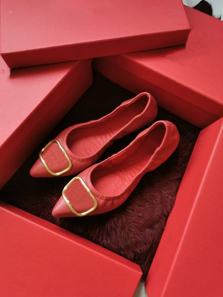 flat heel leather designer women sandals woman slipper loafers ballet flat business casual shoe comfortable sandales slides trainers, Black
flat heel leather designer women sandals woman slipper loafers ballet flat business casual shoe comfortable sandales slides trainers, Black