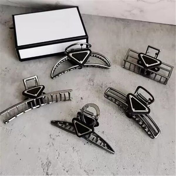 metal womens hair clips luxury designer triangle hairclip with stamp women girl brand letter barrettes fashion hair accessories, Golden;silver
metal womens hair clips luxury designer triangle hairclip with stamp women girl brand letter barrettes fashion hair accessories, Golden;silver
