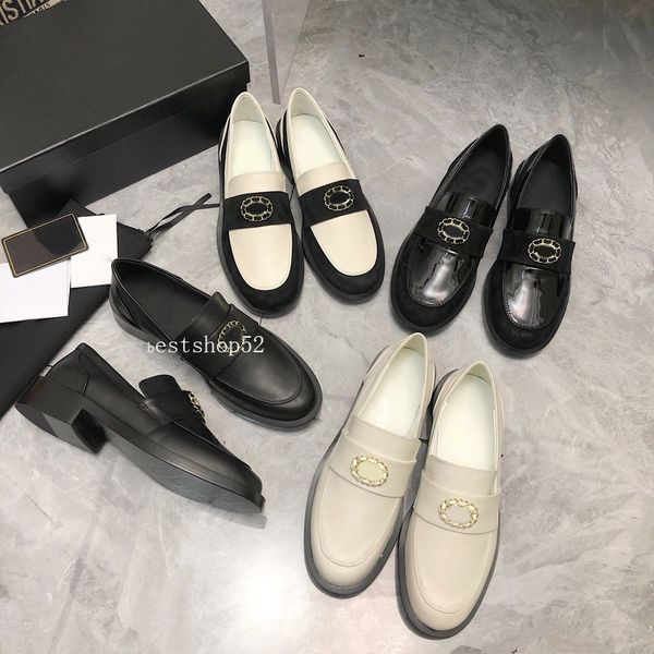 classic women' s flat dress shoes 100% authentic loafers calfskin metal buckle white black winter ladies casual shoes designer luxury f
classic women' s flat dress shoes 100% authentic loafers calfskin metal buckle white black winter ladies casual shoes designer luxury f