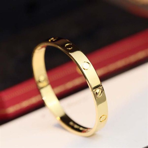 luxury quality punk band thick bracelet with 4 or no diamonds for women wedding jewelry gift have clear stamp v gold material ps34220d, Golden;silver
luxury quality punk band thick bracelet with 4 or no diamonds for women wedding jewelry gift have clear stamp v gold material ps34220d, Golden;silver