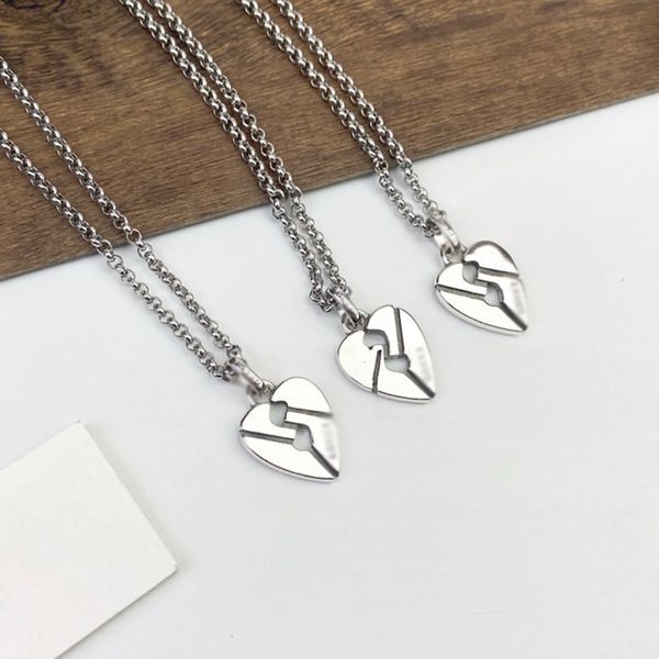 designer classic blind for love pendant necklace fashion womens hollow out silver necklace luxury jewelry valentine day gift girlfriend acce
designer classic blind for love pendant necklace fashion womens hollow out silver necklace luxury jewelry valentine day gift girlfriend acce