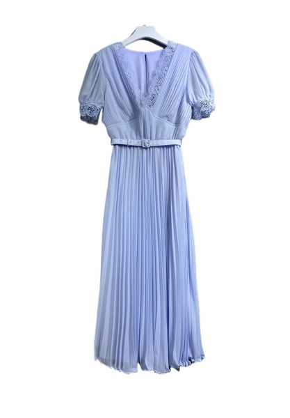 the latest simple v-neck plain short sleeve mid length dress in spring 2023, Black;gray
the latest simple v-neck plain short sleeve mid length dress in spring 2023, Black;gray