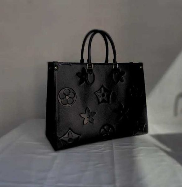 onthego large capacity totes fashion sac femme leather designers shoulder bags woman handbag handle lady shopping bag
onthego large capacity totes fashion sac femme leather designers shoulder bags woman handbag handle lady shopping bag