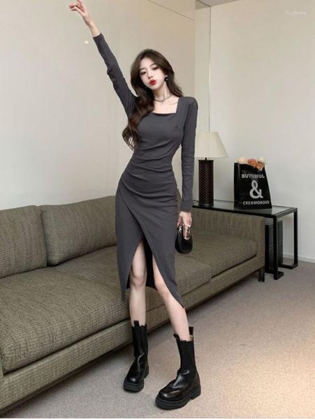 casual dresses autumn bodycon wrap split dress women vintage retro slim thin square collar long sleeve midi 2022 fashion, Black;gray
casual dresses autumn bodycon wrap split dress women vintage retro slim thin square collar long sleeve midi 2022 fashion, Black;gray