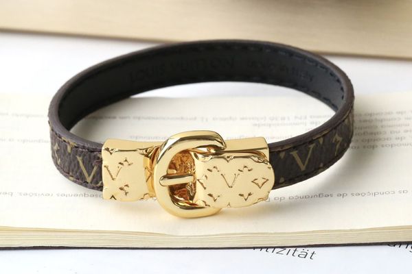 designer bracelet luxurys women cuff bangle charm bracelets leather bracelets shape fashion fine jewelry elegant temperament versatile gift, Black
designer bracelet luxurys women cuff bangle charm bracelets leather bracelets shape fashion fine jewelry elegant temperament versatile gift, Black