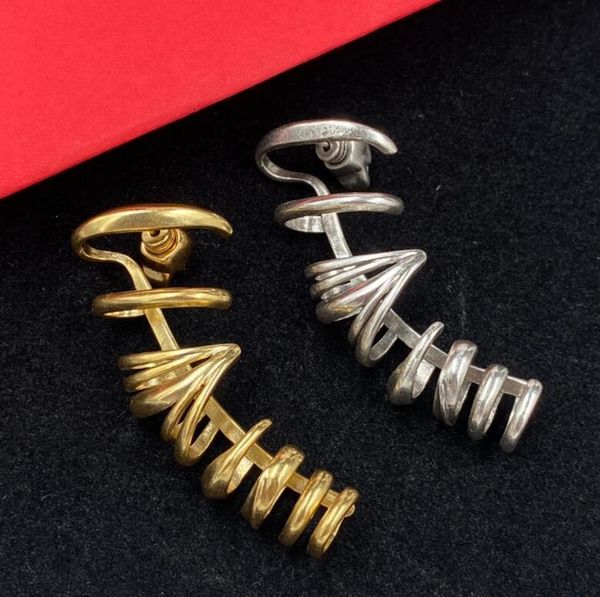 1 piece ear cuff hiphop rock punk ear studs earring skull skeleton head irregular hollow claw earbone clip earrings women man halloween part, Silver
1 piece ear cuff hiphop rock punk ear studs earring skull skeleton head irregular hollow claw earbone clip earrings women man halloween part, Silver