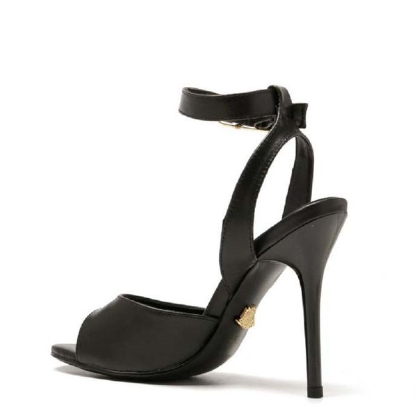 classics luxury brand sandals designer shoes fashion slides high heels floral brocade genuine leather high-heeled women shoes sandal by 9 07, Black
classics luxury brand sandals designer shoes fashion slides high heels floral brocade genuine leather high-heeled women shoes sandal by 9 07, Black