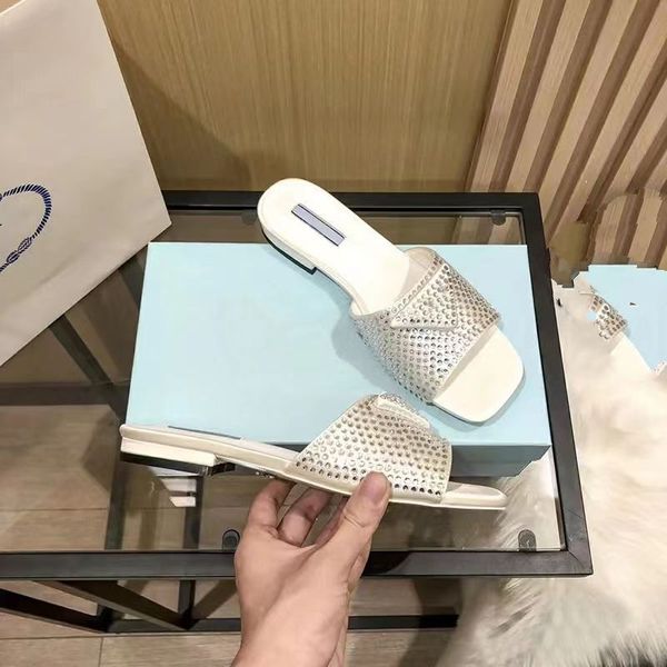 black white macro leather sneakers casual flat shoes men women tennis sneaker sporty shoe triangle on heel trainer chunky light rubber sole
black white macro leather sneakers casual flat shoes men women tennis sneaker sporty shoe triangle on heel trainer chunky light rubber sole