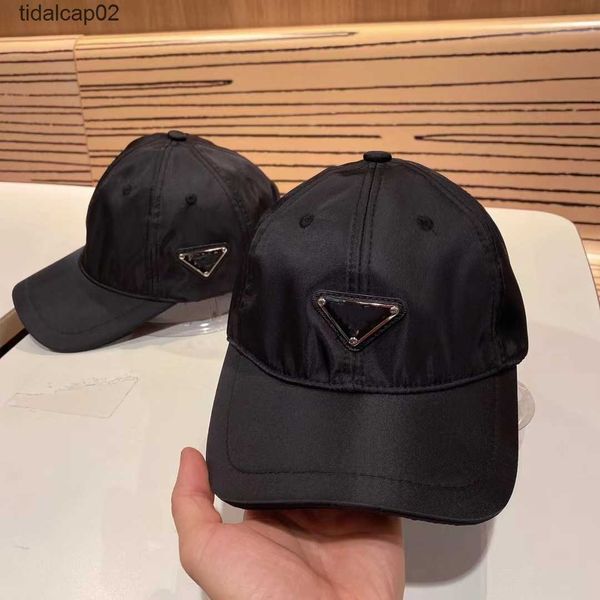 metal inverted triangle letter baseball cap korean version fashionable and versatile street men and women travel sunshade sunscreen caps, Blue;gray
metal inverted triangle letter baseball cap korean version fashionable and versatile street men and women travel sunshade sunscreen caps, Blue;gray