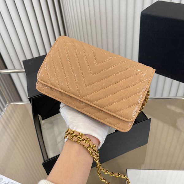 2022 designer makeup bag stone tattoo fashion travel women chain diagonal shoulder purse luxury cc
2022 designer makeup bag stone tattoo fashion travel women chain diagonal shoulder purse luxury cc