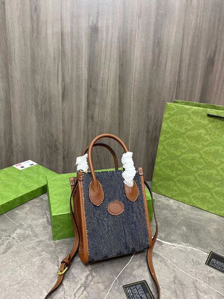 designer mini canvas tote bag patchwork shop handbag split crossbody shoulder bag g letter printing detachable belt strap fashion lady purse
designer mini canvas tote bag patchwork shop handbag split crossbody shoulder bag g letter printing detachable belt strap fashion lady purse