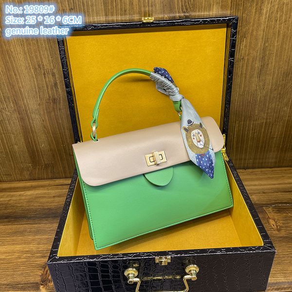 wholesale ladies shoulder bags 4 colors elegant atmosphere thickened leather messenger bag flip simple color matching fashion handbag sweet
wholesale ladies shoulder bags 4 colors elegant atmosphere thickened leather messenger bag flip simple color matching fashion handbag sweet