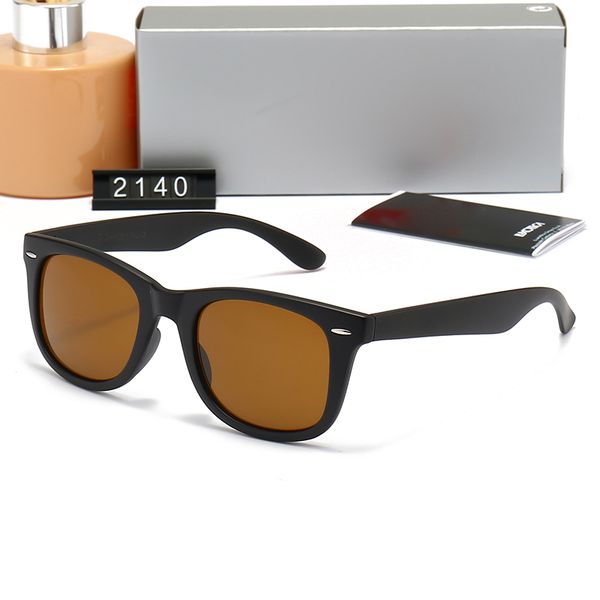 reality eyewear fashion classic pilot sunglasses for men blue mercury glass mirror black brown designer driving eyeglass uv400 with original, White;black
reality eyewear fashion classic pilot sunglasses for men blue mercury glass mirror black brown designer driving eyeglass uv400 with original, White;black