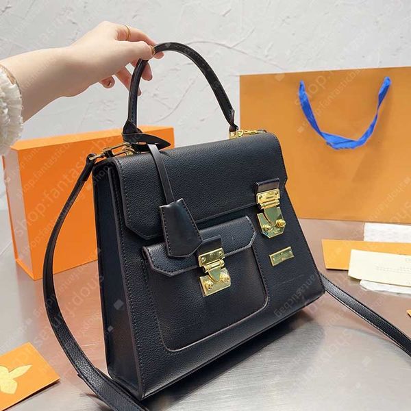 fashion bag designers love you totes shopping totes envelope underarm hobo flap clutch square shoulder bags women handbag luxury leather
fashion bag designers love you totes shopping totes envelope underarm hobo flap clutch square shoulder bags women handbag luxury leather