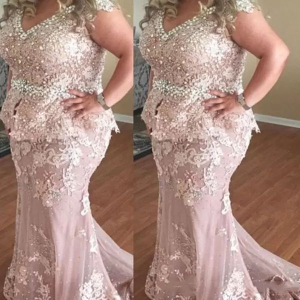 plus size mother of the bride dresses slim fit v-neck mermaid lace wedding party gowns sweep train short sleeves pearls beaded appliqued lon, Black;red
plus size mother of the bride dresses slim fit v-neck mermaid lace wedding party gowns sweep train short sleeves pearls beaded appliqued lon, Black;red