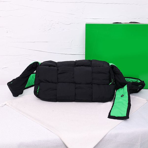 nylon bag woven women shoulder bag waterproof men cloud handbags purse removable liner magnetic closure cross body pouch
nylon bag woven women shoulder bag waterproof men cloud handbags purse removable liner magnetic closure cross body pouch