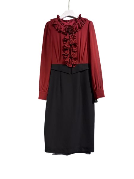 2022 autumn new style simple atmosphere collar lace color contrast long sleeve dress, Black;gray
2022 autumn new style simple atmosphere collar lace color contrast long sleeve dress, Black;gray