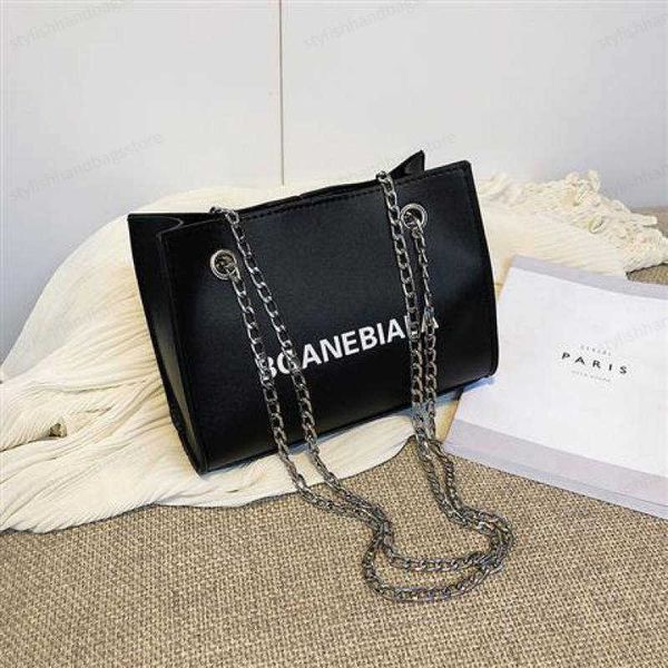handbag purse leather designer woman tote bags fashion letter solid color small square bag cross body y2212
handbag purse leather designer woman tote bags fashion letter solid color small square bag cross body y2212