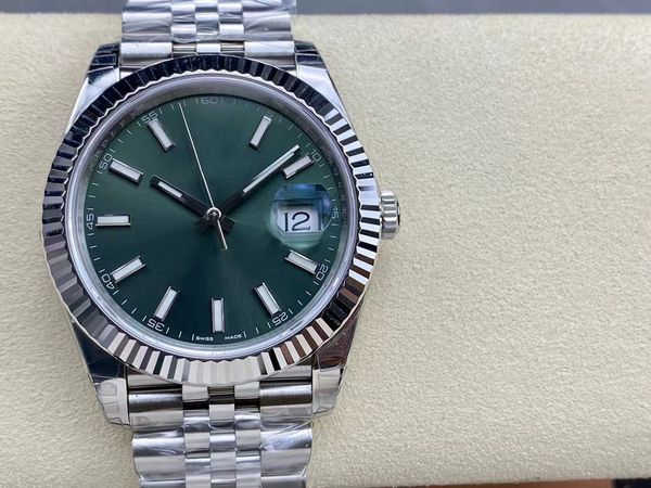 vs m126334 luxury watch oyster log type 41mm mint green 3235 mechanical movement 72-hour kinetic energy storage 904l steel men's busine, Slivery;brown
vs m126334 luxury watch oyster log type 41mm mint green 3235 mechanical movement 72-hour kinetic energy storage 904l steel men's busine, Slivery;brown
