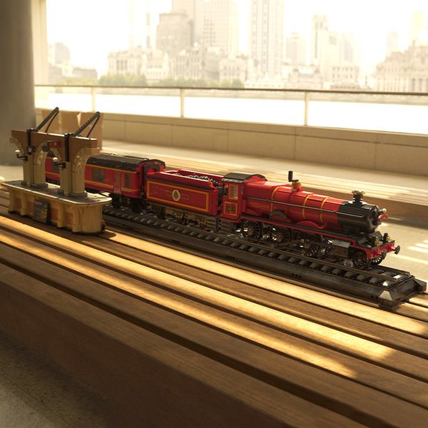 2023 new 5129 pieces are compatible with 76405 classic express train building blocks for adults children gifts
2023 new 5129 pieces are compatible with 76405 classic express train building blocks for adults children gifts