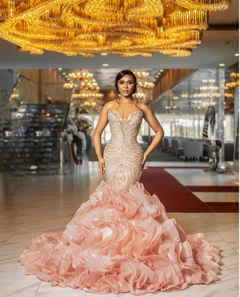luxury new arrival evening dresses v neck sleeveless strapless lace folds layered sequins appliques shiny beaded diamonds prom dress plus si, Black;red
luxury new arrival evening dresses v neck sleeveless strapless lace folds layered sequins appliques shiny beaded diamonds prom dress plus si, Black;red