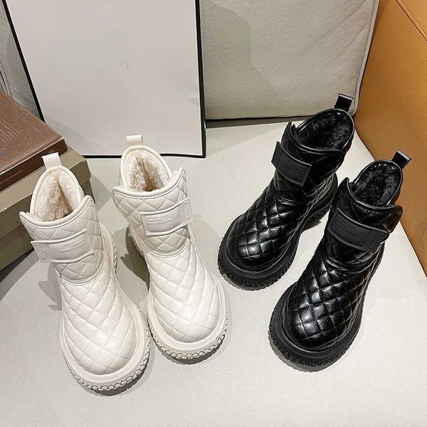 winter new fur one short boots waterproof non-slip velvet warm snow boots 22120, Black
winter new fur one short boots waterproof non-slip velvet warm snow boots 22120, Black
