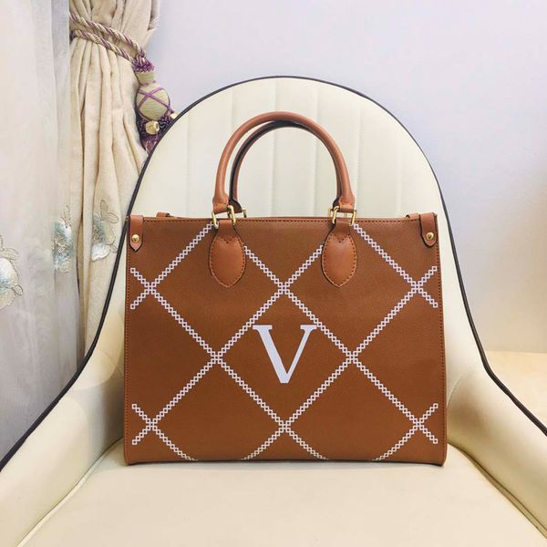 designer totes luxury handbag fashion composite bag wallet canvas woven shopping bags designers luxurys large capacity 9 064
designer totes luxury handbag fashion composite bag wallet canvas woven shopping bags designers luxurys large capacity 9 064