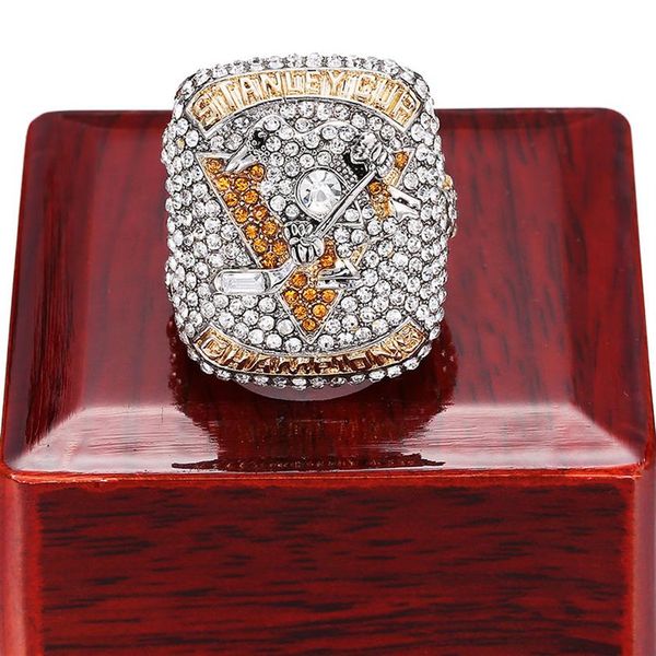 new arrival 2017 cup championship ring souvenir sport fan men gift whole finger rings 237m, Golden;silver
new arrival 2017 cup championship ring souvenir sport fan men gift whole finger rings 237m, Golden;silver