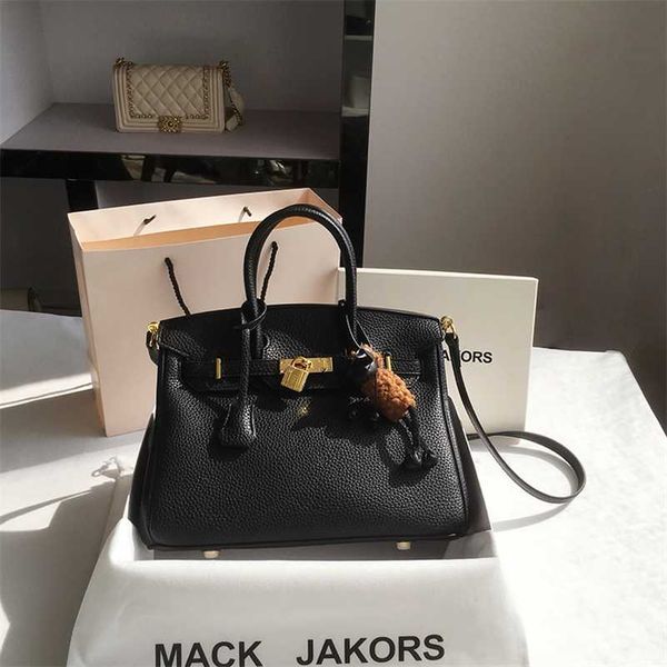 birkins designer handbag mackjakors leather red wedding bride bag women's autumn winter large capacity shoulder zc
birkins designer handbag mackjakors leather red wedding bride bag women's autumn winter large capacity shoulder zc