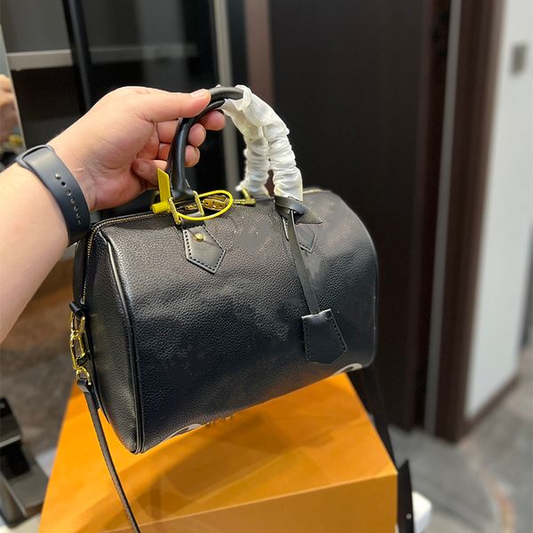 designer handbag shoulder bag genuine leather printing crossbody bags women pillow totes oxidize leathers bucket bag classic letter zipper h
designer handbag shoulder bag genuine leather printing crossbody bags women pillow totes oxidize leathers bucket bag classic letter zipper h