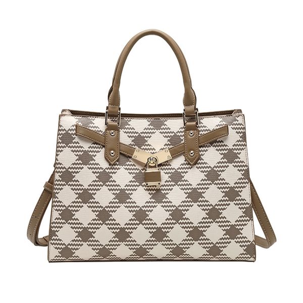 new luxury designer crossbody shoulder bag for women vintage leather ladies borsa handbags fashion women's bag
new luxury designer crossbody shoulder bag for women vintage leather ladies borsa handbags fashion women's bag