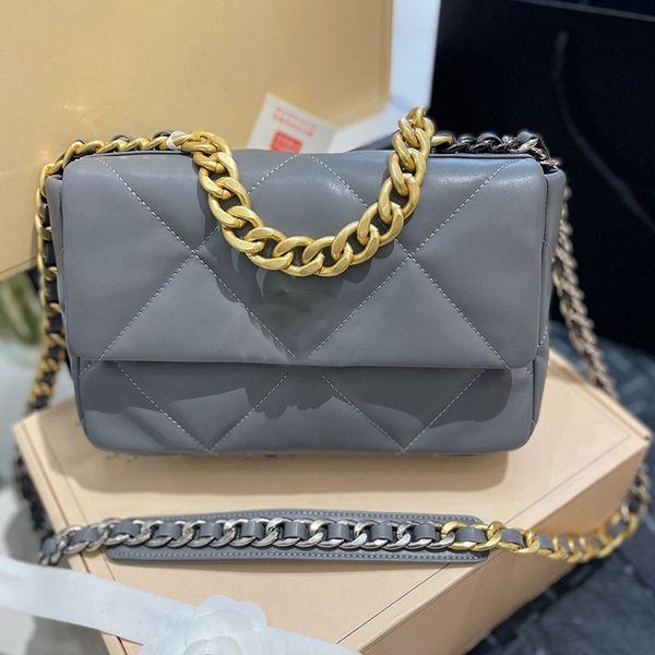 multi color 19 women classic flap shoulder bag metal portable retro designer bag diamond lattice leather quilted handbag versatile crossbody
multi color 19 women classic flap shoulder bag metal portable retro designer bag diamond lattice leather quilted handbag versatile crossbody