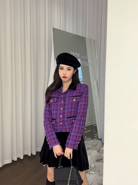 designer new 2023 brand jacket fashion high-end autumn winter metal chain tweed coat leisure spring coats cardigan birthday njbw, Black;brown
designer new 2023 brand jacket fashion high-end autumn winter metal chain tweed coat leisure spring coats cardigan birthday njbw, Black;brown