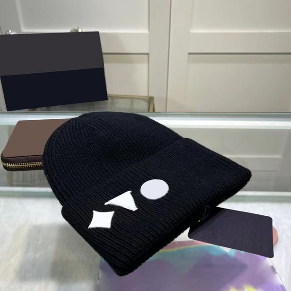 designers beanie fashion bonnet mens womens winter hat outdoor warm knitted hat skull caps luxury lovers hats 6 colors, Blue;gray
designers beanie fashion bonnet mens womens winter hat outdoor warm knitted hat skull caps luxury lovers hats 6 colors, Blue;gray