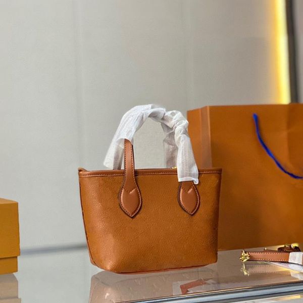 designer bags luxury letter embossing women zipper handbag lady fashion tote bag classical purse 2022
designer bags luxury letter embossing women zipper handbag lady fashion tote bag classical purse 2022