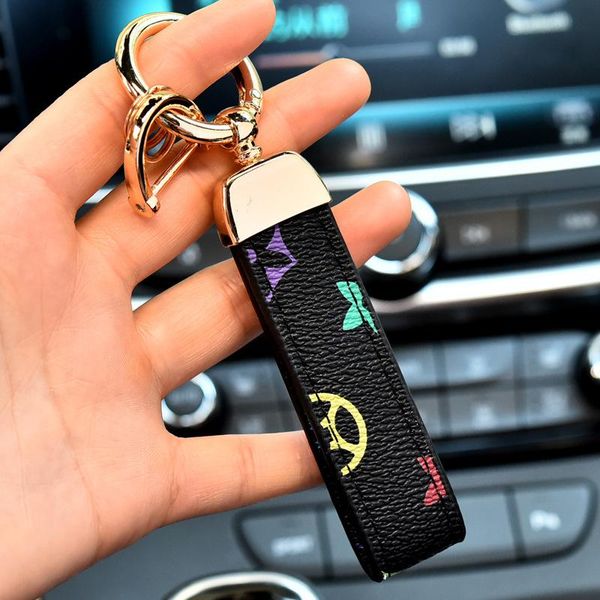 classic leather keychain 360 degree rotating horseshoe buckle car high-end male and female key chain, Silver
classic leather keychain 360 degree rotating horseshoe buckle car high-end male and female key chain, Silver